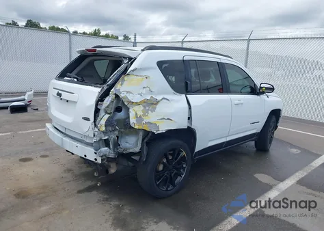 2015 Jeep Compass Altitude Edition from USA, damaged, VIN 1C4NJCBA2FD329410